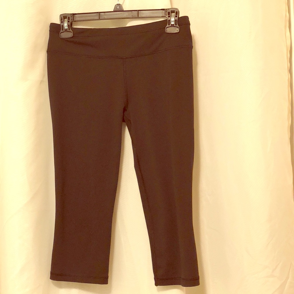 Victoria Sport cropped leggings size s